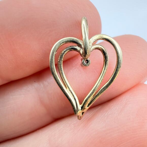 14k Simple Diamond Heart Pendant. Open Heart Shape Necklace  14K Yellow Gold Heart Pendant With Diamond Small Dainty Open Work